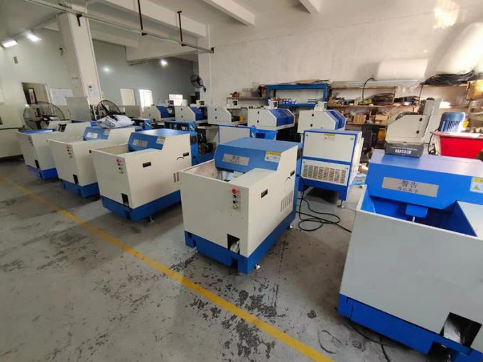 CNC Makineleri At&ouml;lyesi Hidrolik Vida Soğuk Presleme Bakır Demir &Ccedil;elik Metal Talaşı Briket Makinesi 1