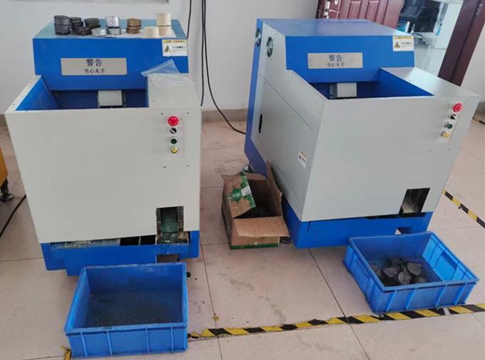 CNC Makineleri At&ouml;lyesi Hidrolik Vida Soğuk Presleme Bakır Demir &Ccedil;elik Metal Talaşı Briket Makinesi 4